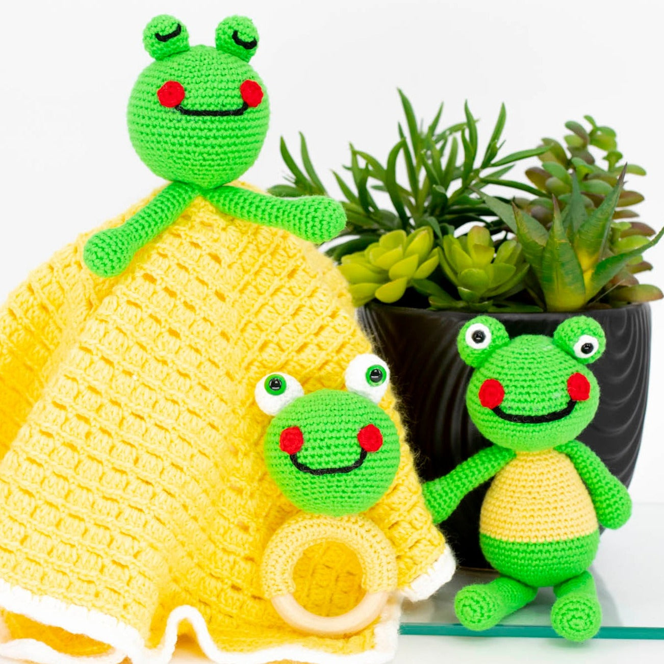 Little Frog Crochet Set
